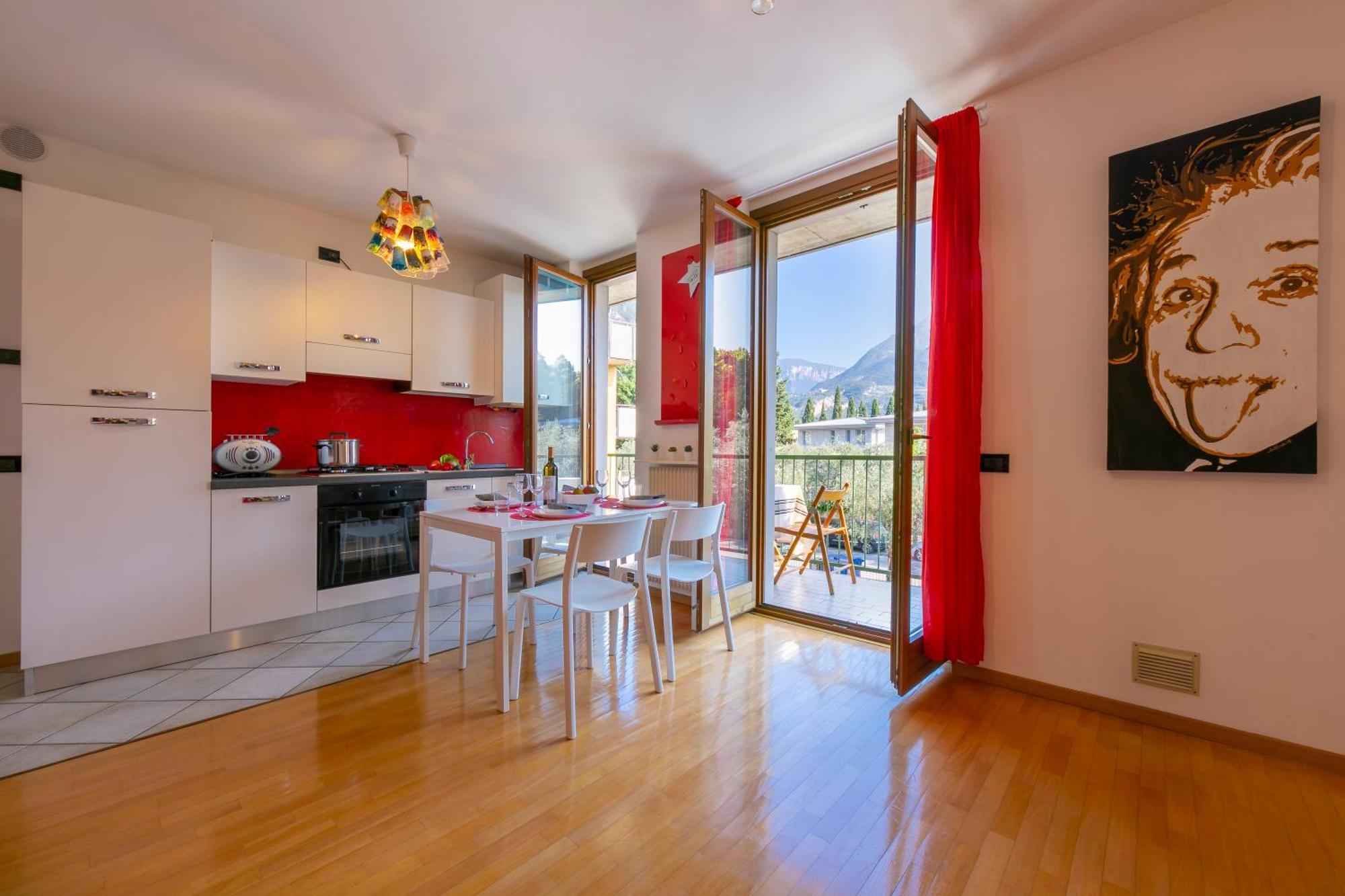 Claz House - Happy Rentals Riva del Garda Eksteriør bilde